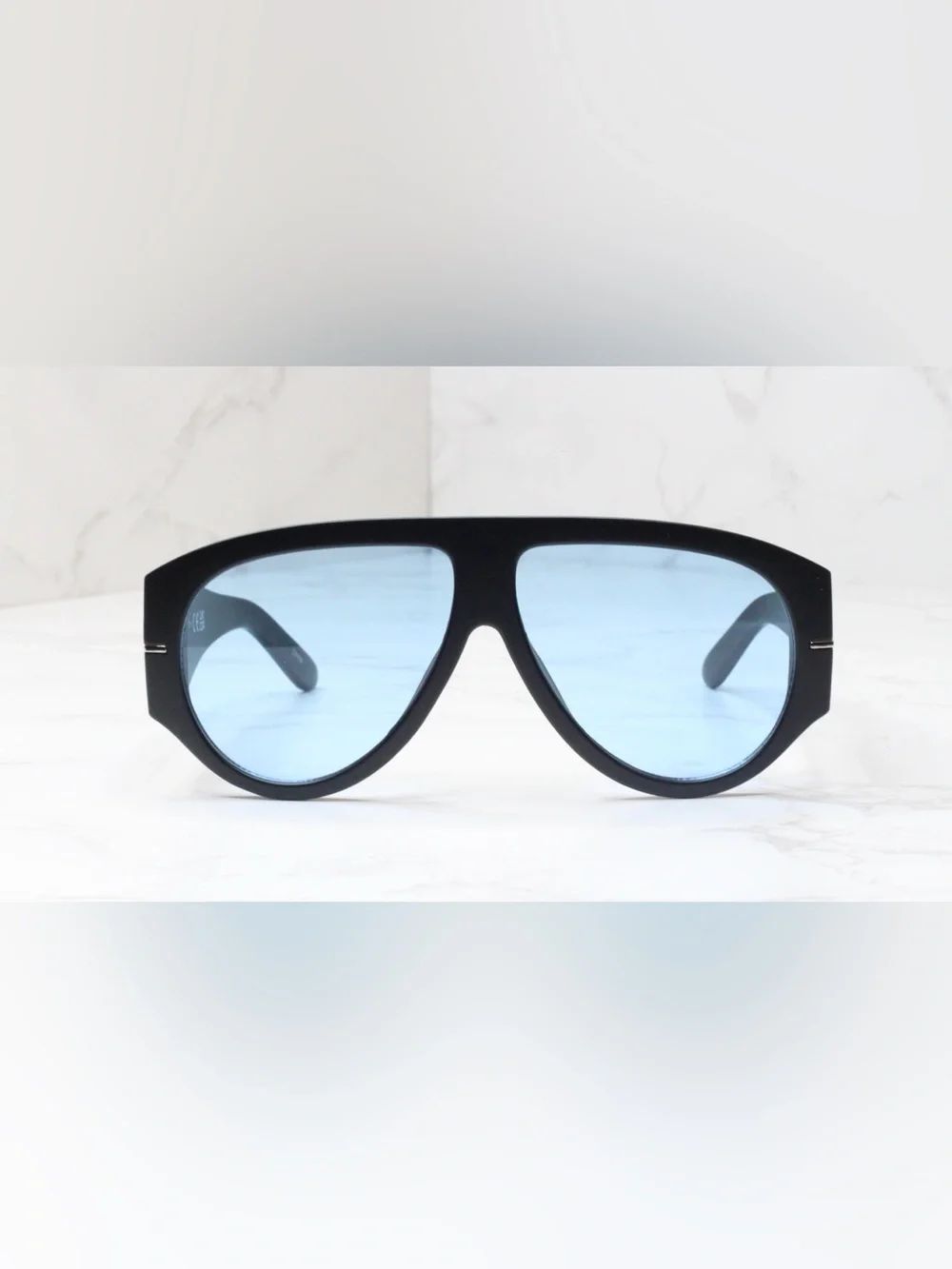 Classic Thick Aviator Sunglasses - Sleek Shades